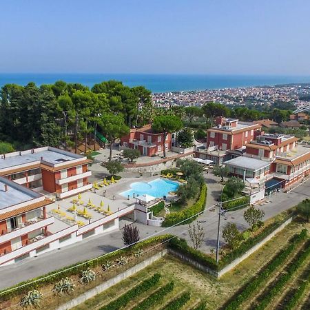 Il Parco Sul Mare Resort & Spa Tortoreto Exterior photo