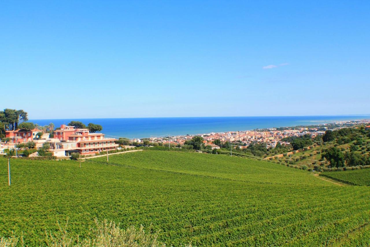 Il Parco Sul Mare Resort & Spa Tortoreto Exterior photo